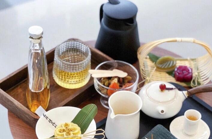 鸿禧书茶院